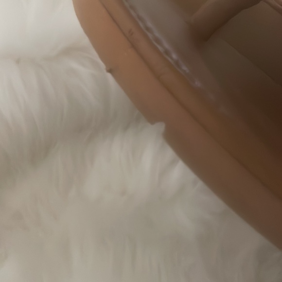 Vince New Sandals Size 38, tan. New - Picture 5 of 7